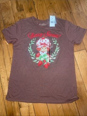 'Berry Sweet' women’s Graphic Tee - Brown